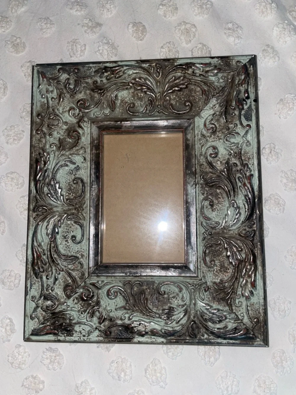 Ornate Green Distressed Picture Frame  4 x 6